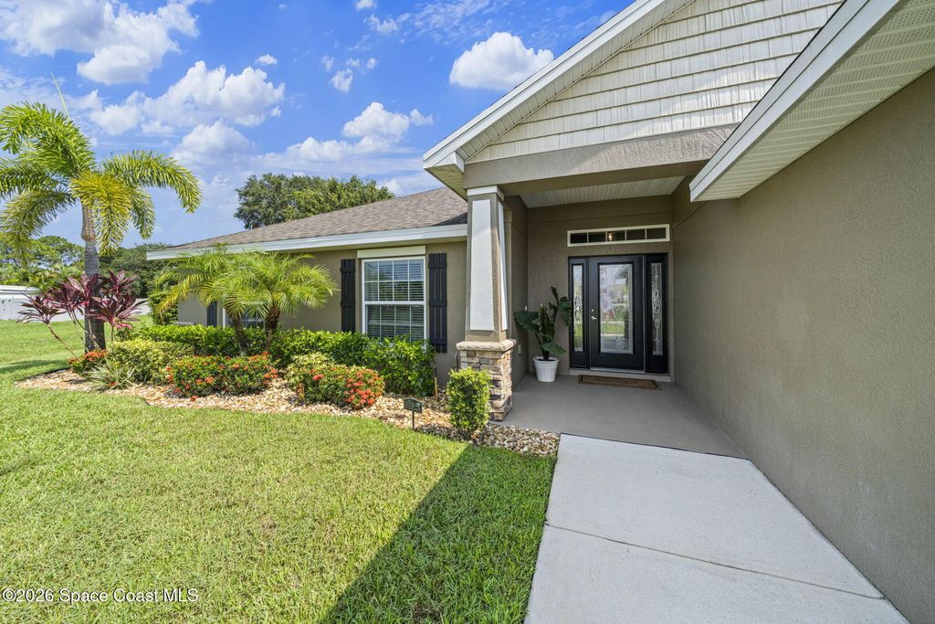 965 Le Baron Street SW, Palm Bay, FL 32908