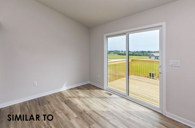 1120 Featherstone Avenue NE, Bondurant, IA 50035