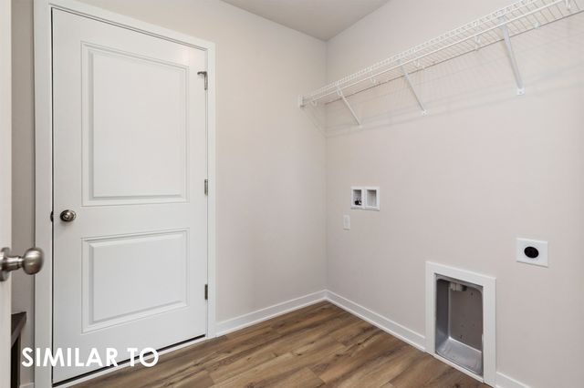 1120 Featherstone Avenue NE, Bondurant, IA 50035