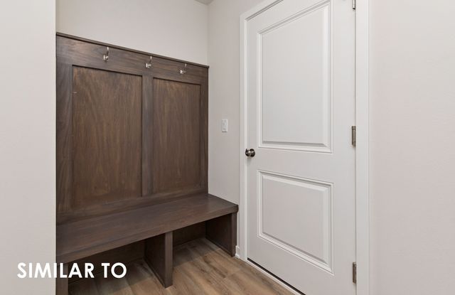 1120 Featherstone Avenue NE, Bondurant, IA 50035