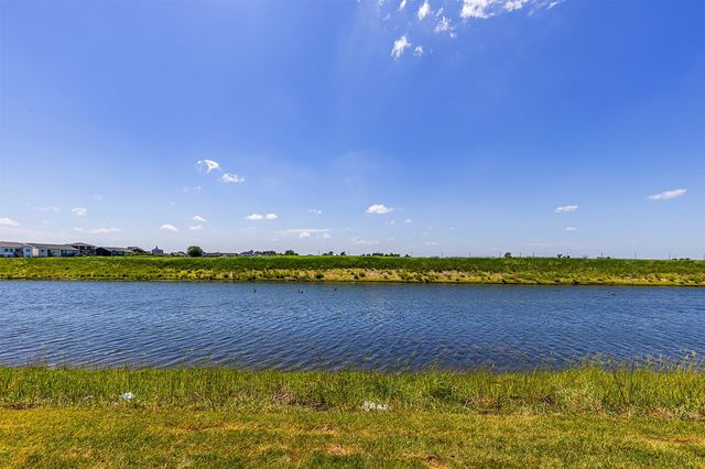 1120 Featherstone Avenue NE, Bondurant, IA 50035