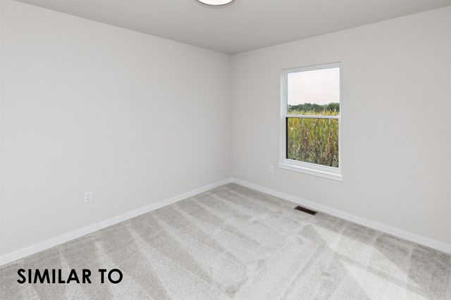 1120 Featherstone Avenue NE, Bondurant, IA 50035