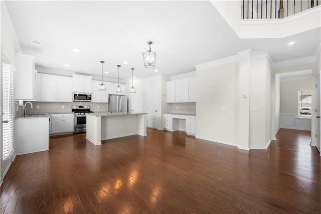 713 Owens Circle, Canton, GA 30115