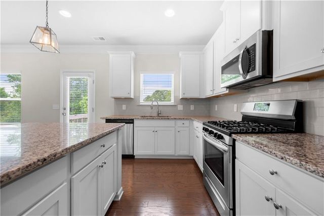 713 Owens Circle, Canton, GA 30115