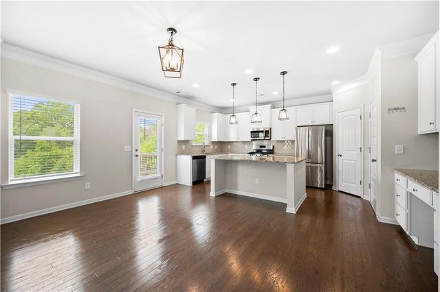 713 Owens Circle, Canton, GA 30115