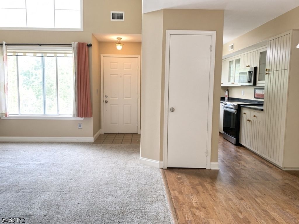 92 Ashley Court, Bedminster Twp., NJ 07921 — photo 4