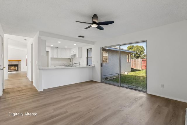 3985 Limestone Way, Sacramento, CA 95823