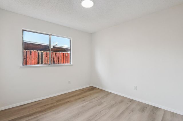 3985 Limestone Way, Sacramento, CA 95823