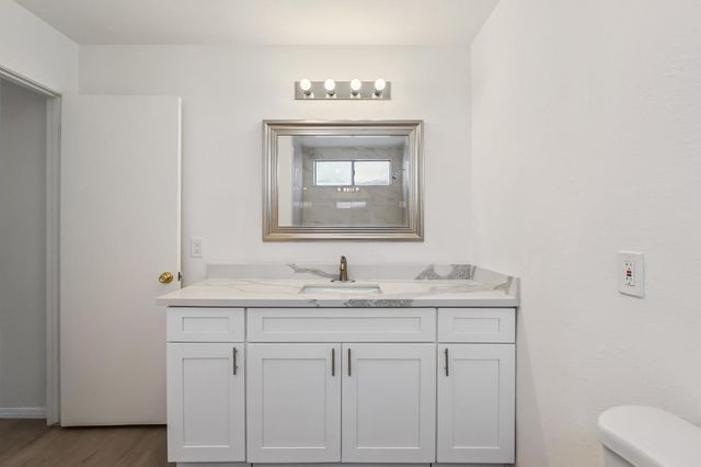 3985 Limestone Way, Sacramento, CA 95823