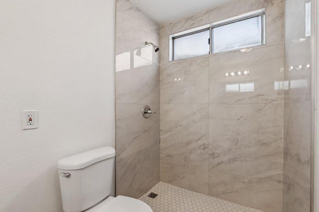 3985 Limestone Way, Sacramento, CA 95823