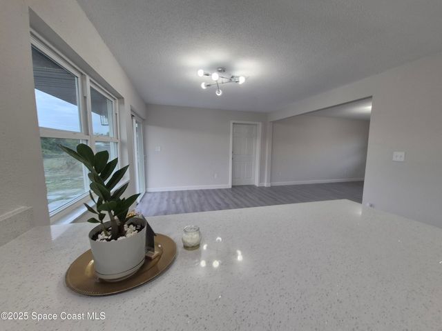 980 Bacon Circle NE, Palm Bay, FL 32905