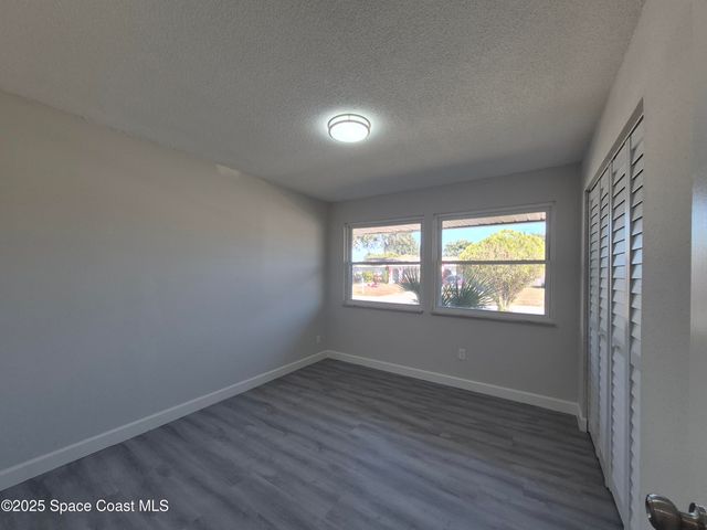 980 Bacon Circle NE, Palm Bay, FL 32905