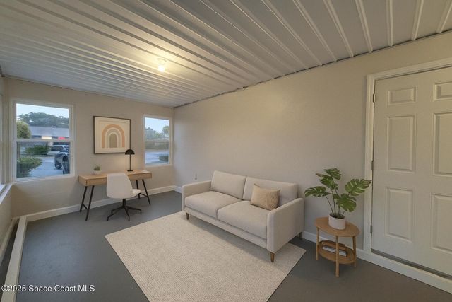 980 Bacon Circle NE, Palm Bay, FL 32905