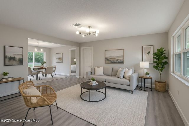 980 Bacon Circle NE, Palm Bay, FL 32905