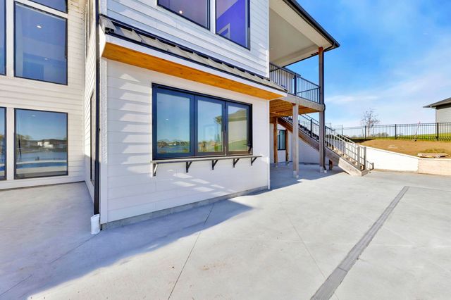 2214 N Emmalyn Cir, Wichita, KS 67205