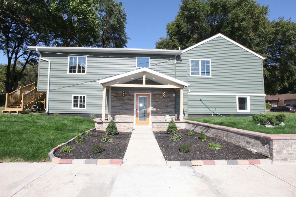 2288 Marshall Place, Gary, IN 46404