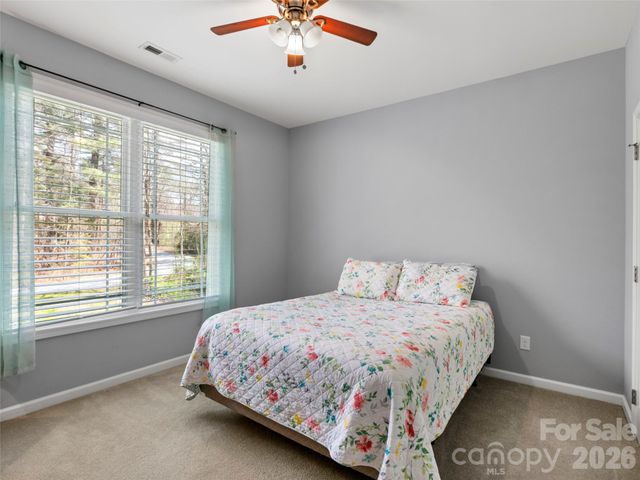 290 Sweetwater Hills Drive, Hendersonville, NC 28791