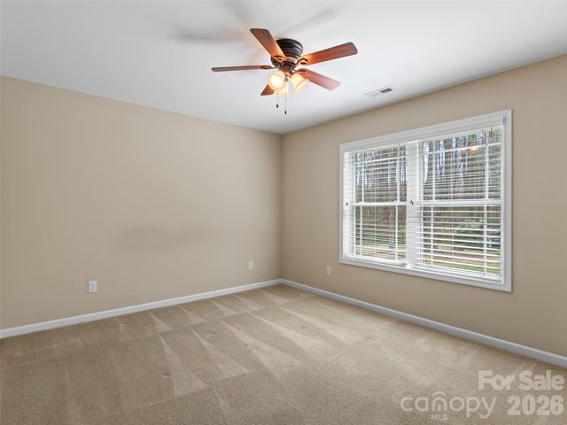 290 Sweetwater Hills Drive, Hendersonville, NC 28791