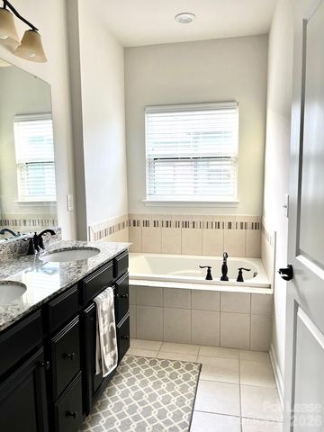 1510 Kee Court, Charlotte, NC 28209