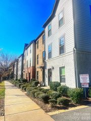 1510 Kee Court, Charlotte, NC 28209