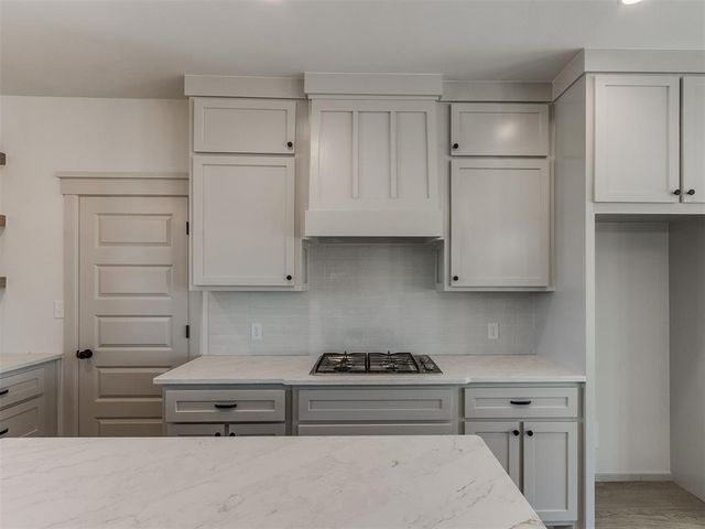 8979 Avington Way, Guthrie, OK 73044
