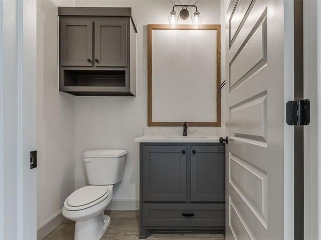 8979 Avington Way, Guthrie, OK 73044