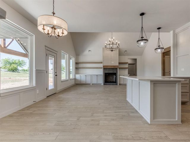8979 Avington Way, Guthrie, OK 73044