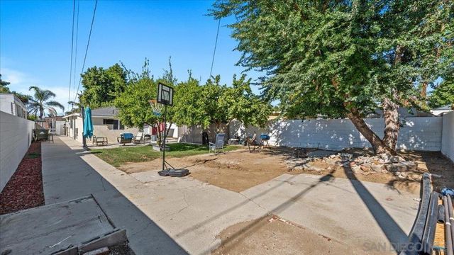 917 S Hope Ave, Ontario, CA 91761