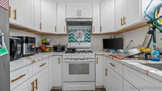 917 S Hope Ave, Ontario, CA 91761