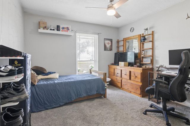 2865 County Road 936a, Alvin, TX 77511