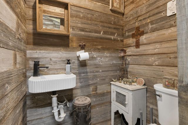 2865 County Road 936a, Alvin, TX 77511
