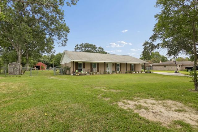 2865 County Road 936a, Alvin, TX 77511