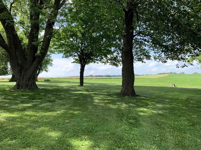 N3011 Mickelson Road, Fall River, WI 53932