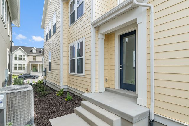 11178 S FORDMAN WAY, South Jordan, UT 84009