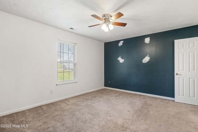 227 Chaparral Trail, Jacksonville, NC 28546