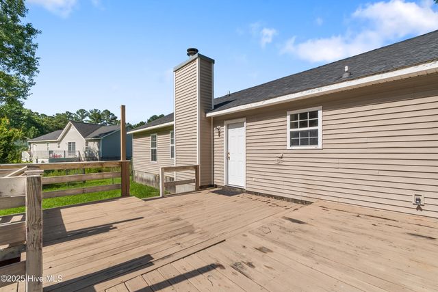 227 Chaparral Trail, Jacksonville, NC 28546