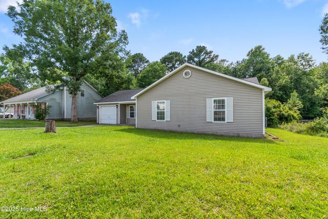 227 Chaparral Trail, Jacksonville, NC 28546