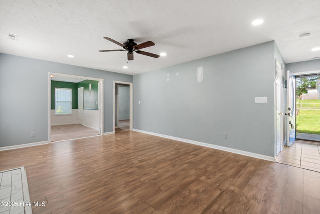 227 Chaparral Trail, Jacksonville, NC 28546