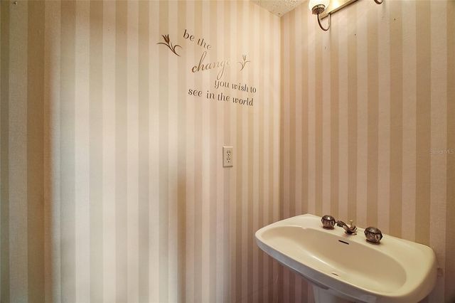 17952 LOOKOUT HILL ROAD, Winter Garden, FL 34787