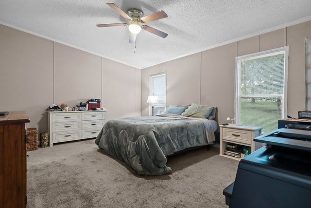 555 Fire Tower Rd, Dickson, TN 37055