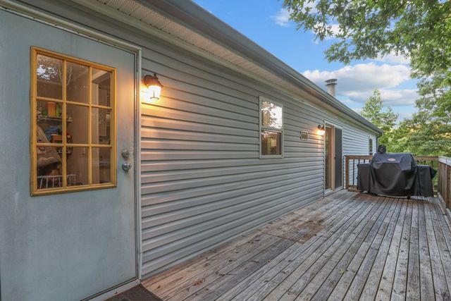 555 Fire Tower Rd, Dickson, TN 37055