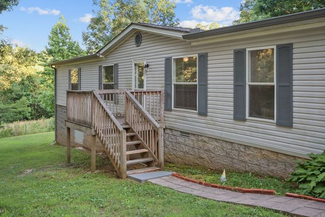 555 Fire Tower Rd, Dickson, TN 37055