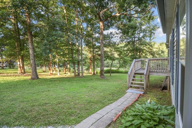 555 Fire Tower Rd, Dickson, TN 37055