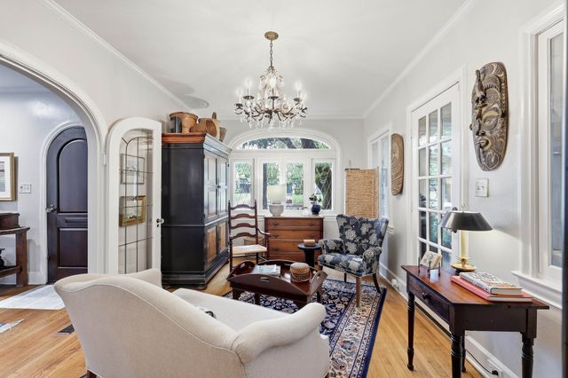5906 Mercedes Avenue, Dallas, TX 75206