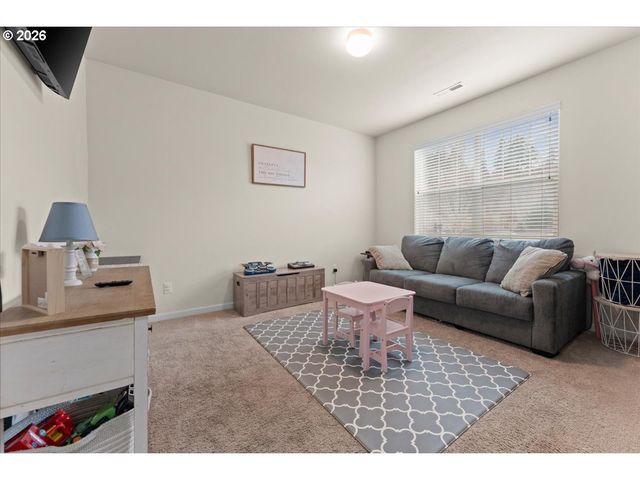 1720 CHINOOK Ave, Woodland, WA 98674