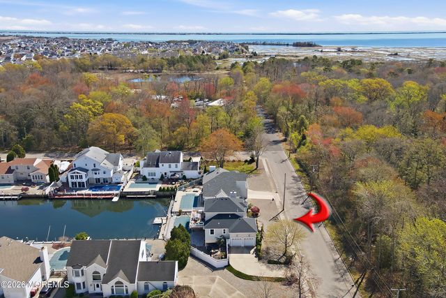 67 Anchorage Boulevard, Bayville, NJ 08721