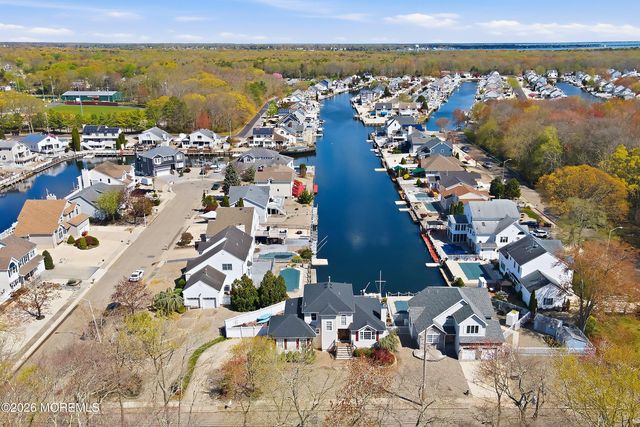 67 Anchorage Boulevard, Bayville, NJ 08721