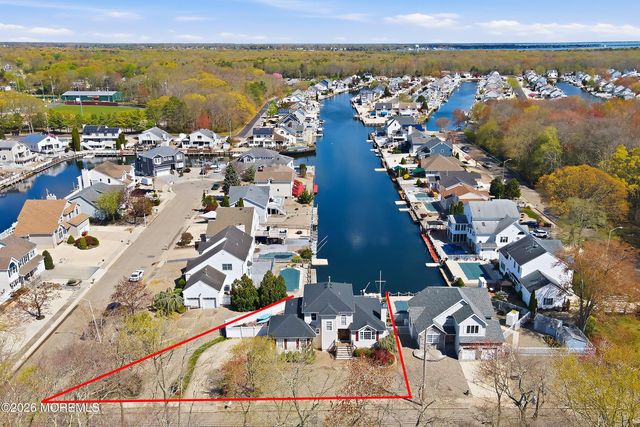 67 Anchorage Boulevard, Bayville, NJ 08721