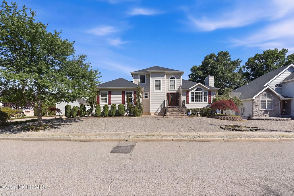 67 Anchorage Boulevard, Bayville, NJ 08721