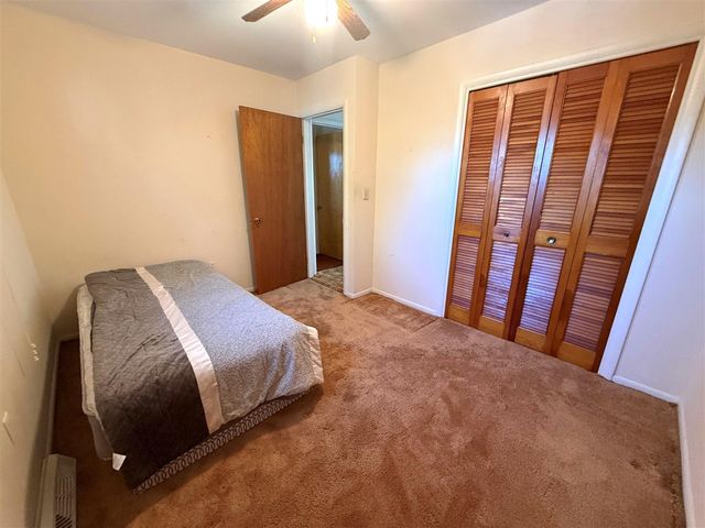 4253 Indian Isle, Battle Creek, MI 49017